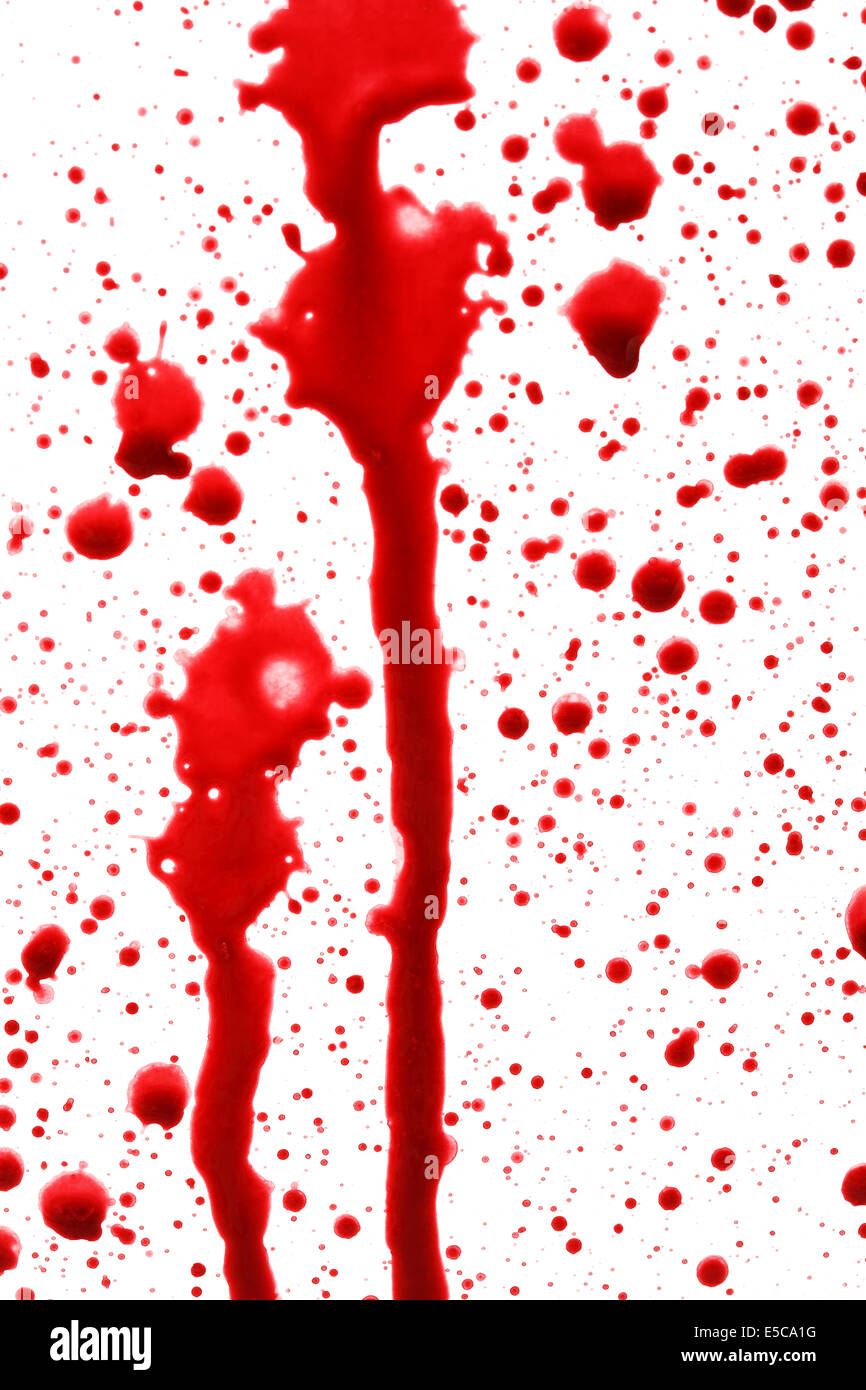 Gocce di sangue davanti a uno sfondo bianco Foto Stock