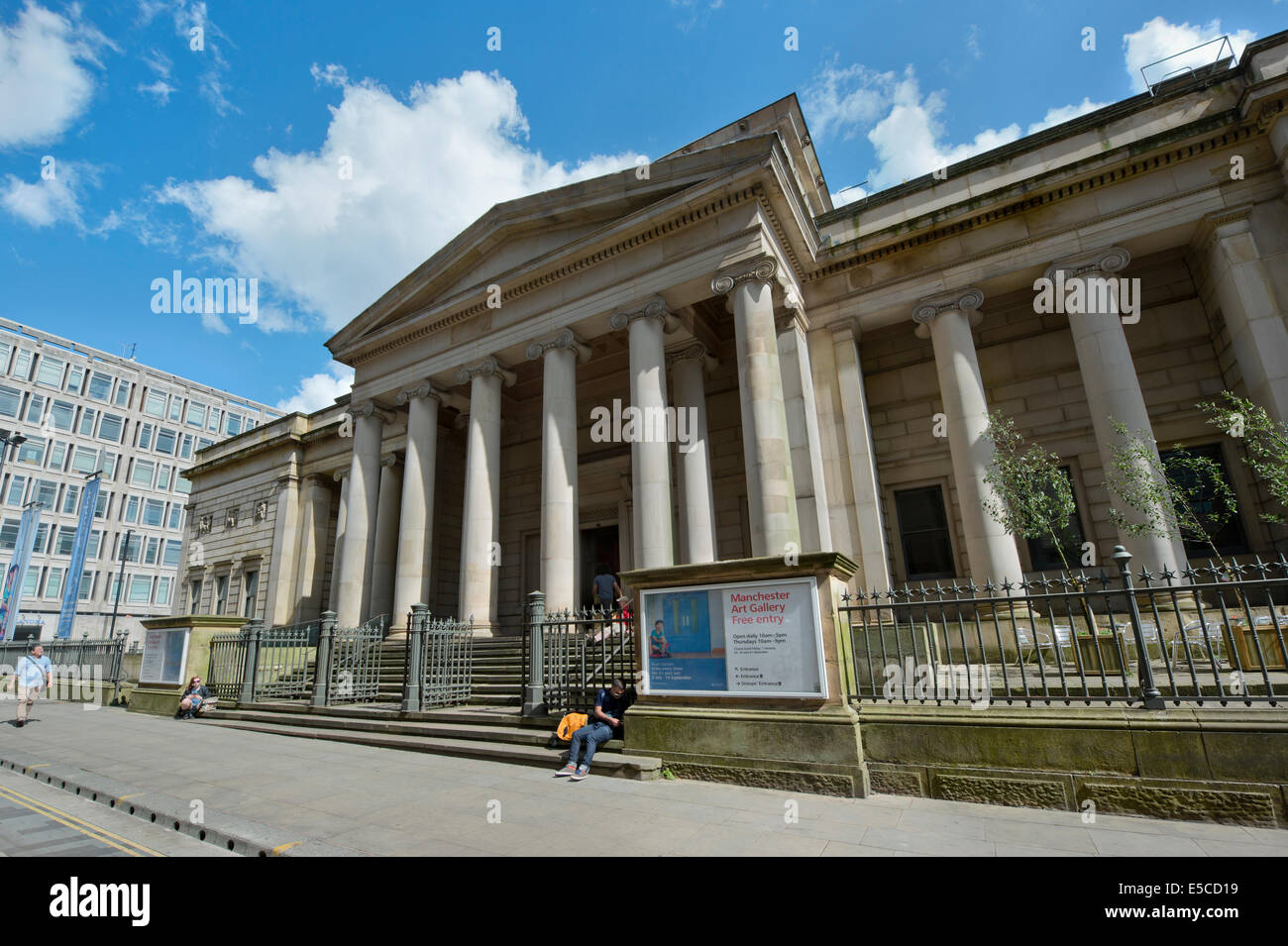 Il grado che ho elencato la Manchester Art Gallery è un edificio situato su Mosley Street nel centro della città di Manchester, UK. Foto Stock