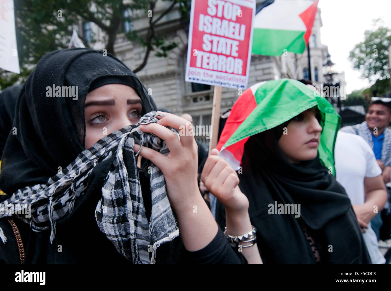 Migliaia di protesta a Londra contro attacchi israeliani su Gaza Luglio 26 2014 Foto Stock