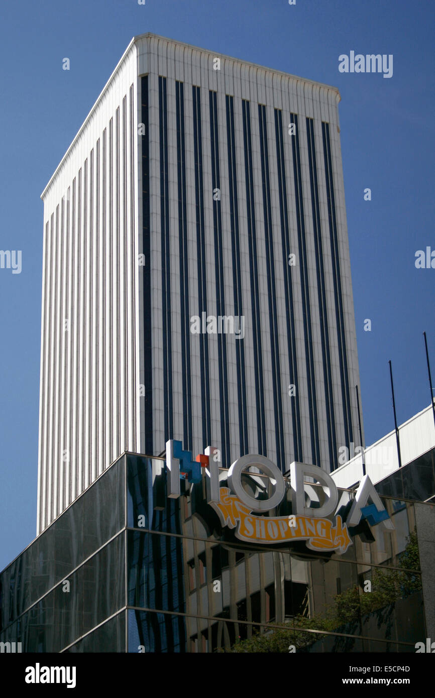 Torre Picasso. Picasso square. Paseo de la Castellana. Azca il quartiere finanziario. Madrid. Spagna Foto Stock