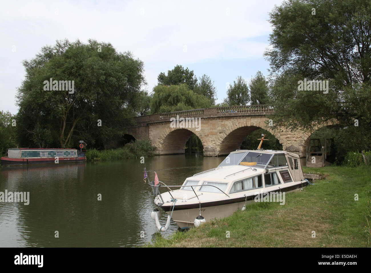 Il ponte a pedaggio, Eynsham Oxfordshire. Foto Stock