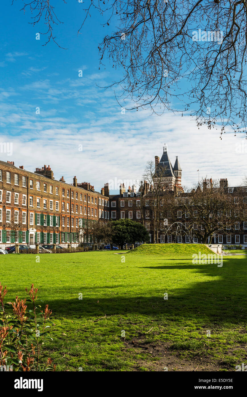 Nuova Piazza prati a Lincoln's Inn. L' onorevole Società di Lincoln' s Inn è uno dei quattro Inns Of Court di Londra Foto Stock