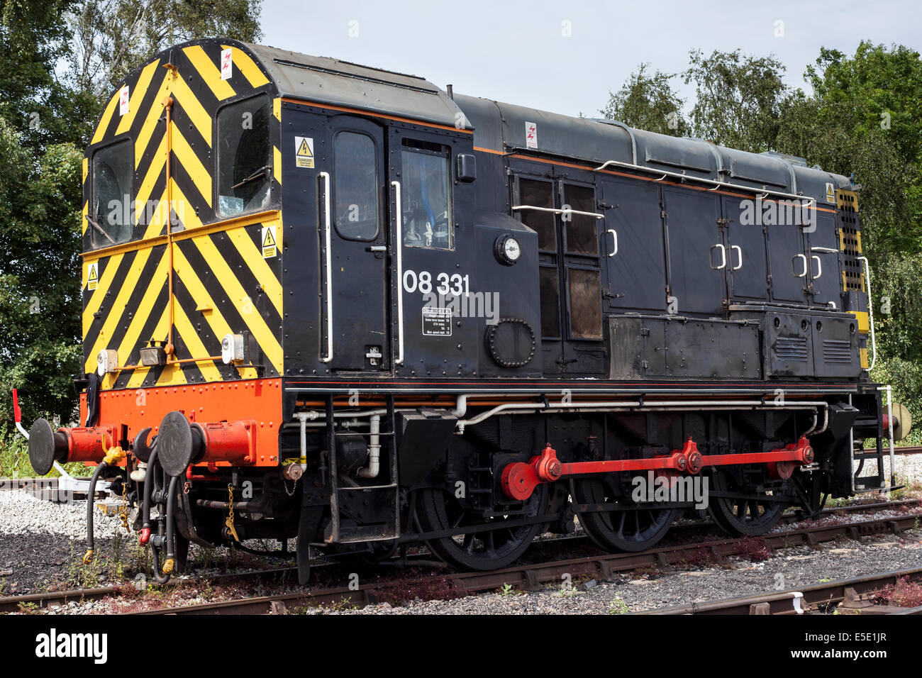 La British Rail classe 08 diesel 08331 derivatore a Swanwick Junction, Derbyshire Foto Stock