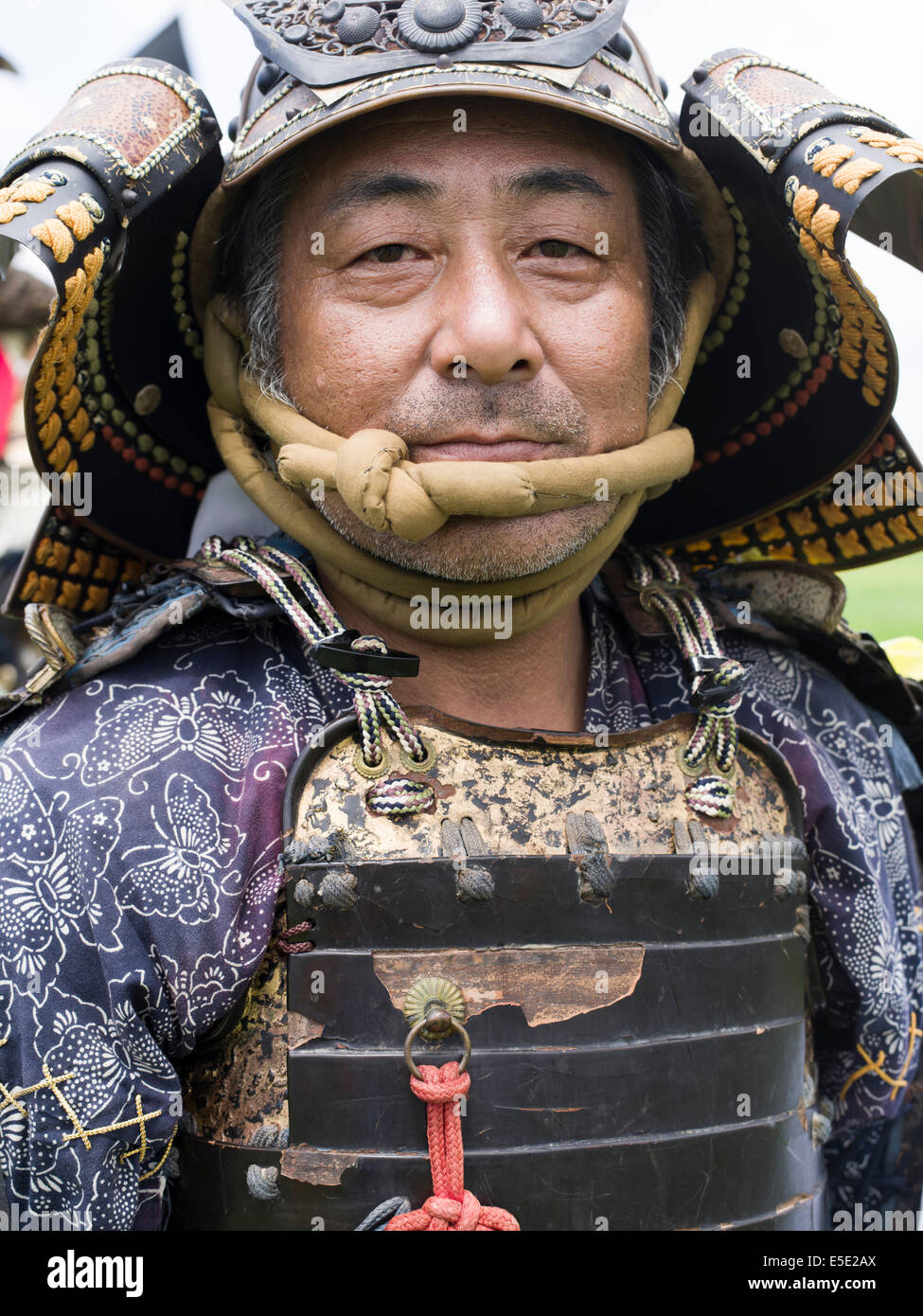Soma Nomaoi un tradizionale samurai giapponese horseman festival tenutosi a Minami Soma, Fukushima Prefettura, Giappone. La zona è ancora riprendendo dal 2011 Tohoku terremoto e tsunami. Credito: Chris Willson/Alamy Live News Foto Stock