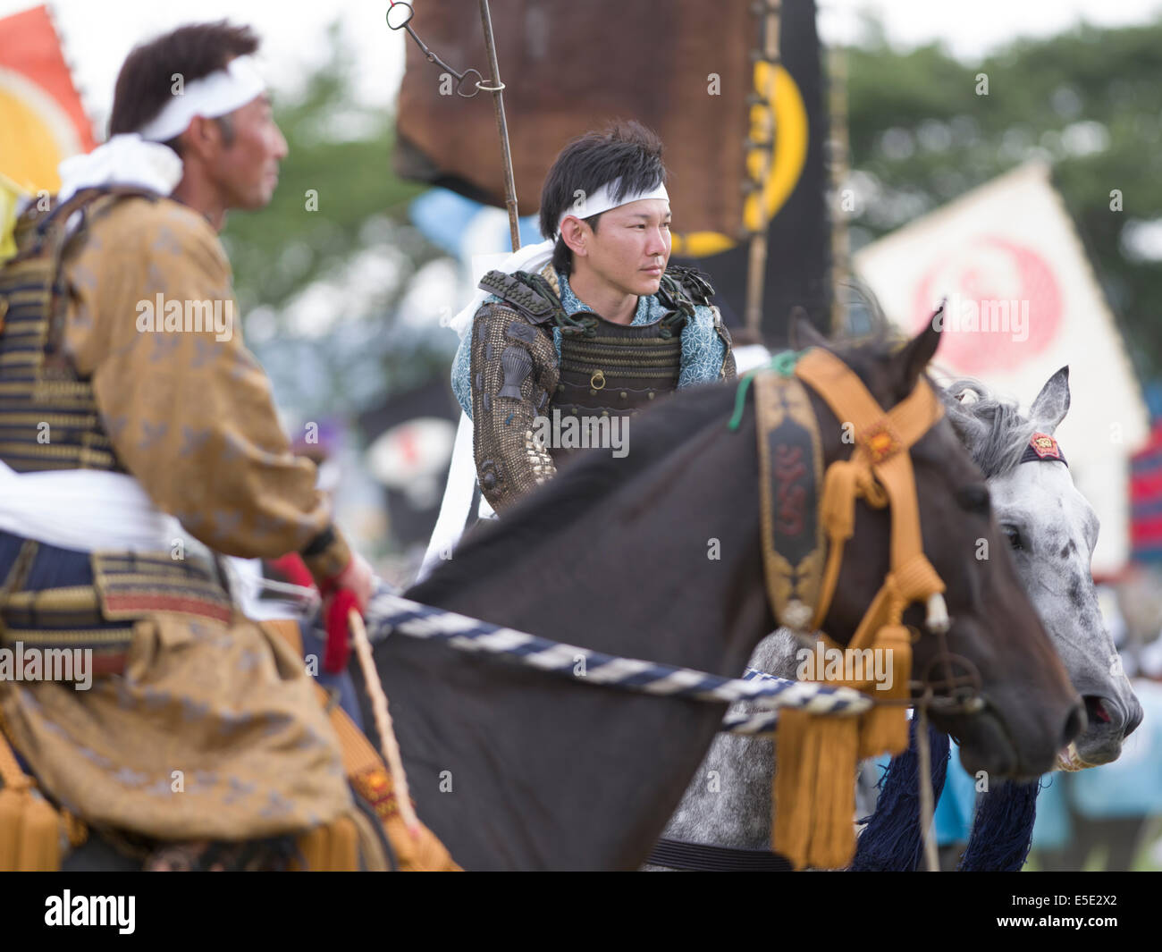 Soma Nomaoi un tradizionale samurai giapponese horseman festival tenutosi a Minami Soma, Fukushima Prefettura, Giappone. La zona è ancora riprendendo dal 2011 Tohoku terremoto e tsunami. Credito: Chris Willson/Alamy Live News Foto Stock