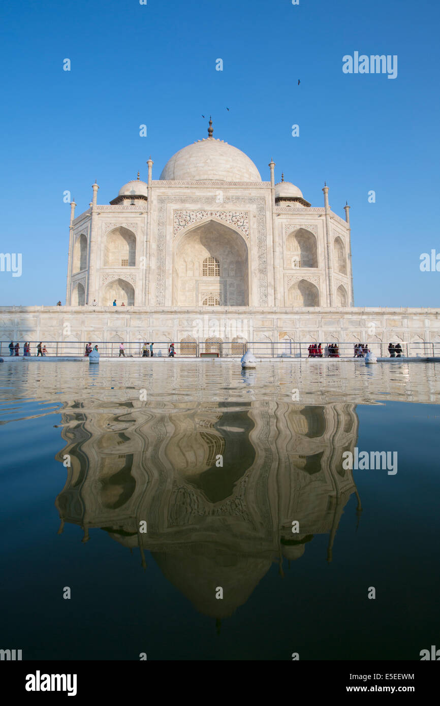 Il Taj Mahal, Agra, Uttar Pradesh, India, Asia Foto Stock