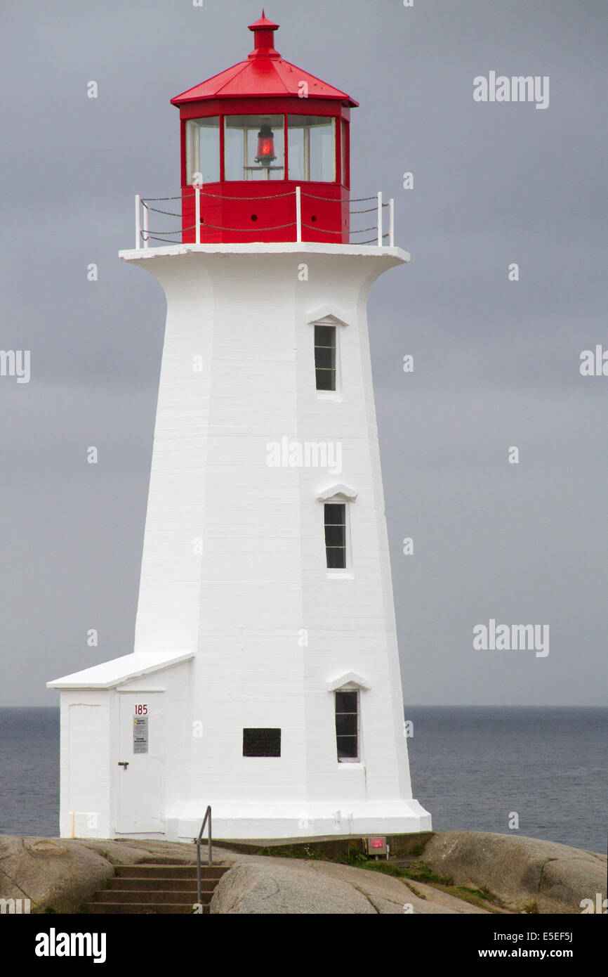 Peggy's Head Lighthouse è ottagonale.Peggy's Cove,Nova Scotia, Canada Foto Stock