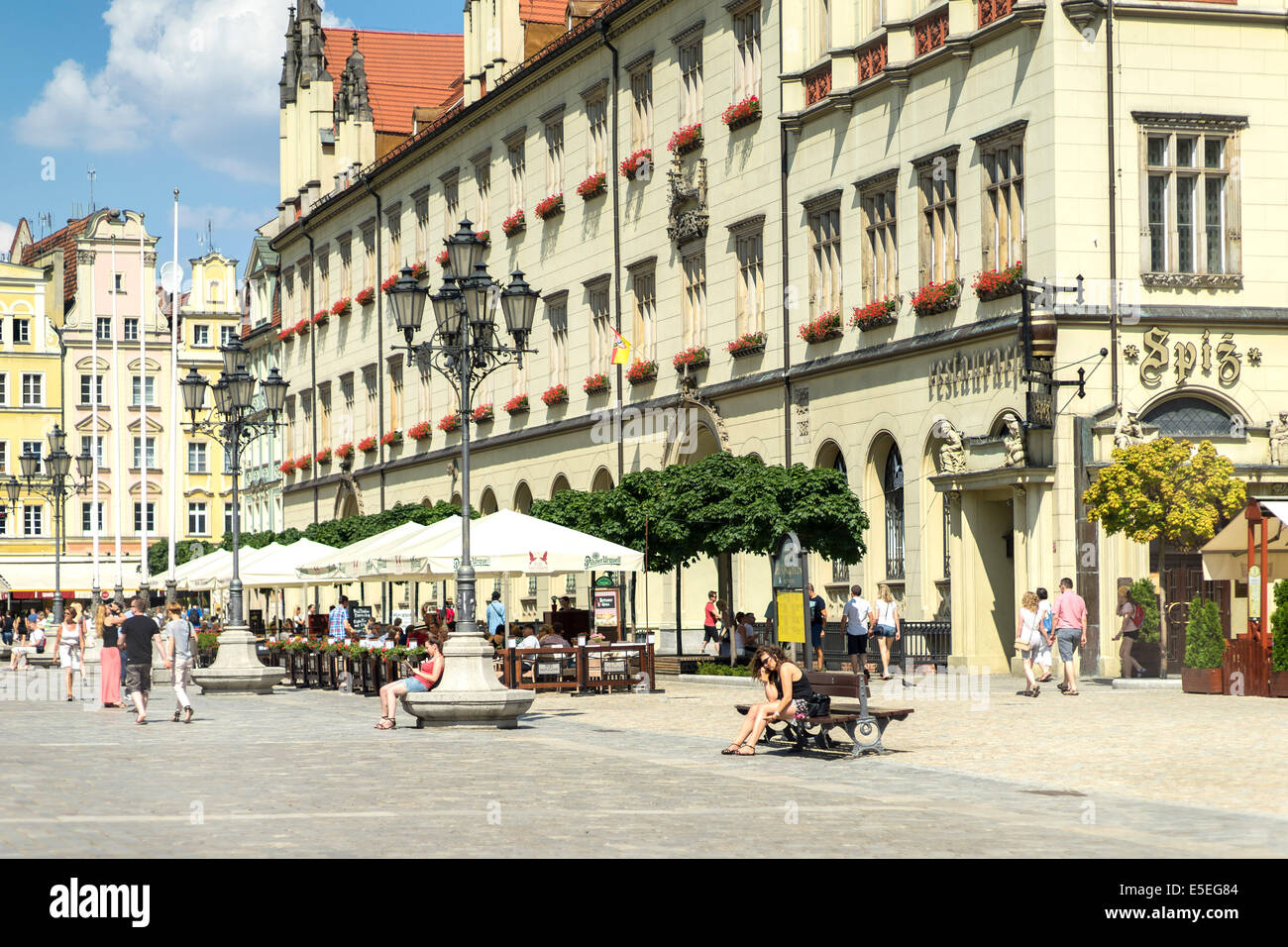 Wroclaw il mercato vecchio Municipio nuovo Foto Stock