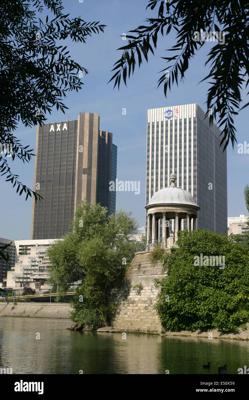 Francia, hauts de seine, la Defense, tour, immeubles, gratte ciel, neuilly sur seine, tempio de l'amour, pointe de l'ile de la Grande Jatte Foto Stock