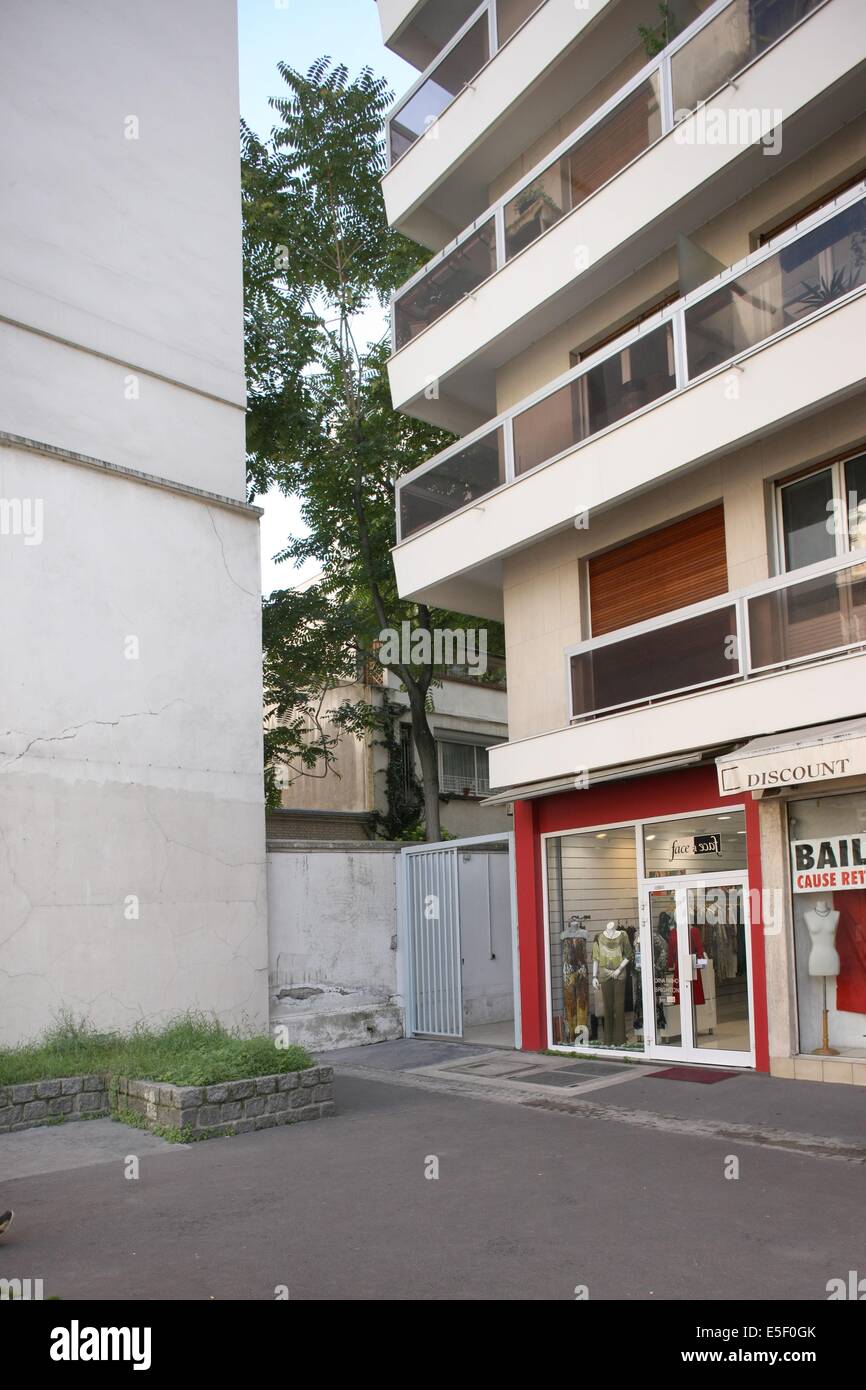 Francia, Ile de France, parigi 15e circondario, 279 rue de vaugirard, le recul laisse apparaitre l'ilot, Foto Stock