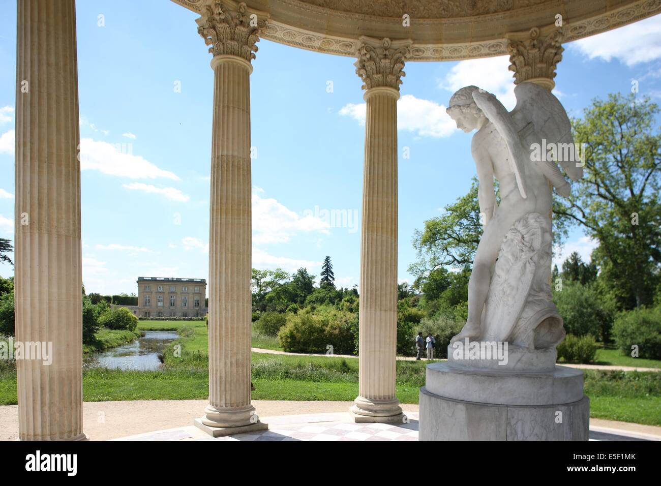 Francia, ile de france, yvelines, versailles, Chateau de versailles, petit trianon, giardino inglese, tempio de l'amour. Foto Stock