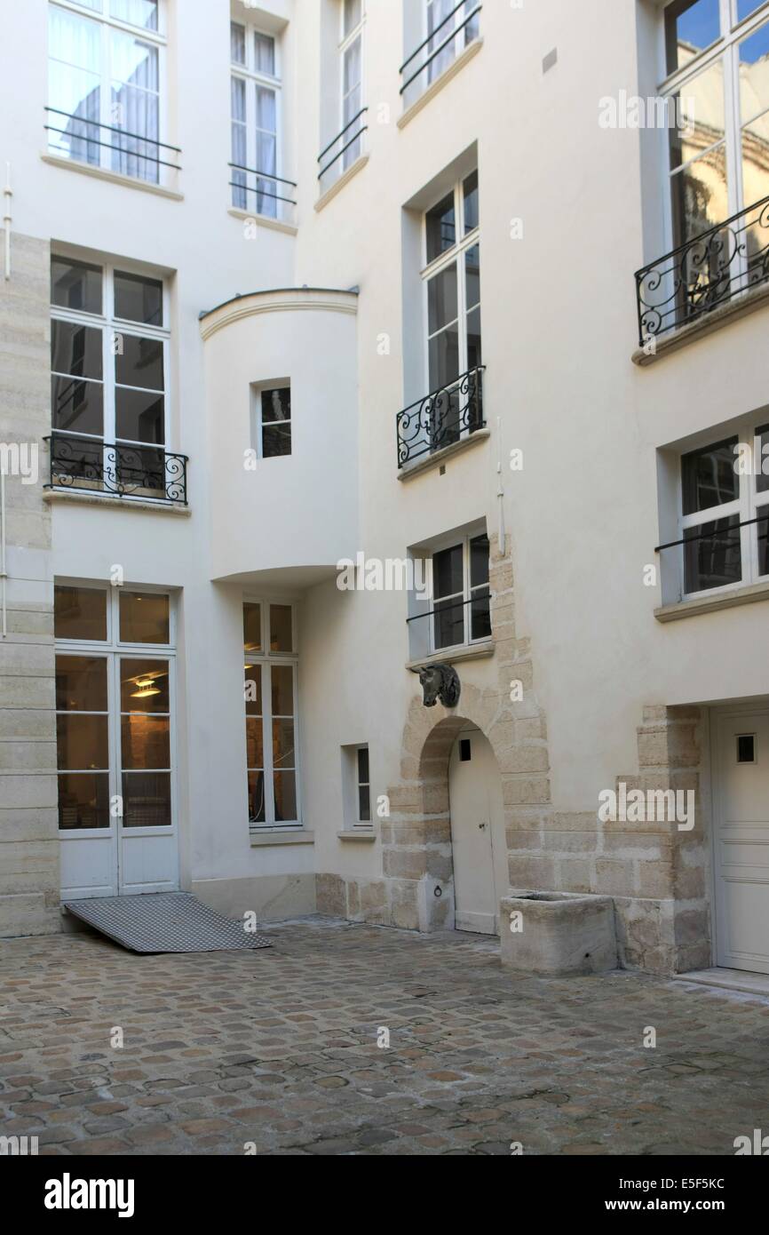 Francia, ile de france, parigi 3e circondario, le marais, rue chapon, no22, hotel dorat, tete de Cheval et tourelle d'Angle, Data : 2011-2012 Foto Stock