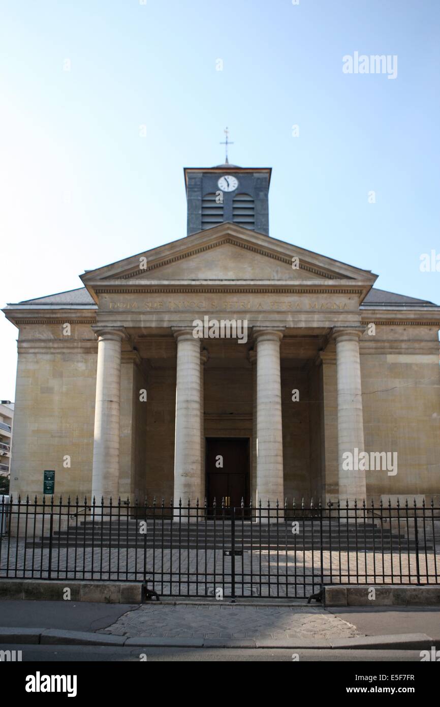 Francia, ile de france, parigi 7e, 92 rue saint dominique, eglise saint pierre du gros caillou, religione catholique. Data : 2011-2012 Foto Stock