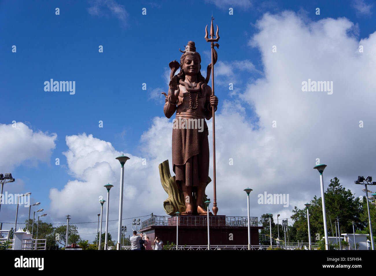 Tempio indù Ganga Talao, Grand Bassin, gigantesca statua di Shiva, Isola Maurizio Foto Stock