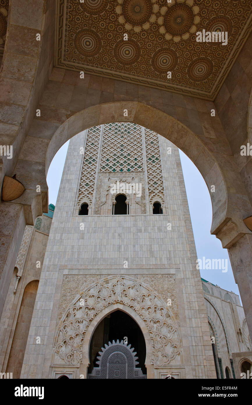 Moschea di Hassan II è la più grande moschea in Marocco e in Africa e la seconda più grande in tutto il mondo,costruito nel 1993,Casablanca,Marocco Foto Stock