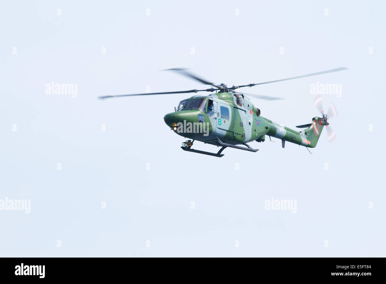 Un esercito britannico Lynx elicottero volando a Sunderland 2014 Foto Stock