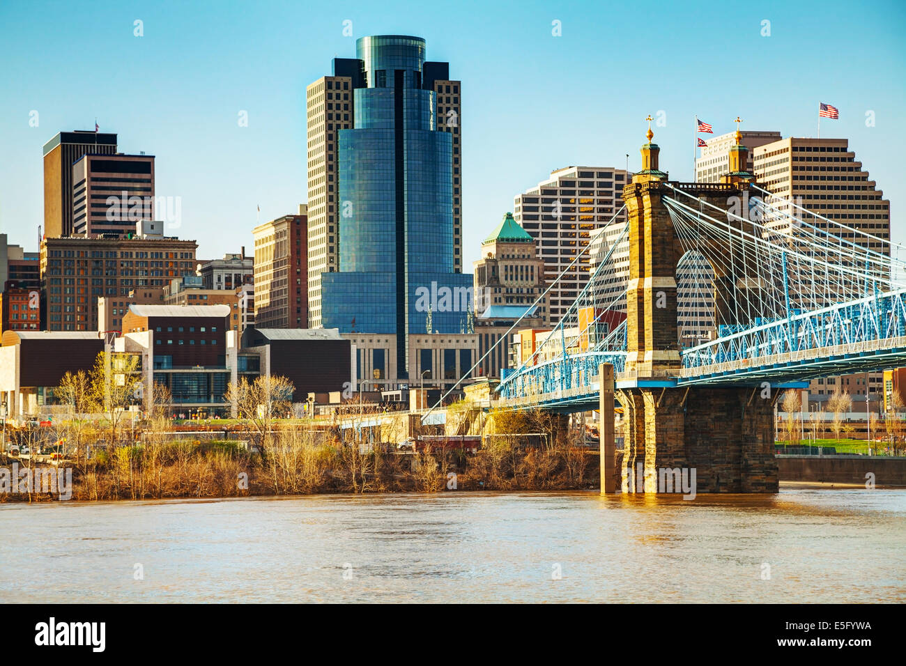 Cincinnati Downtown panoramica al mattino Foto Stock