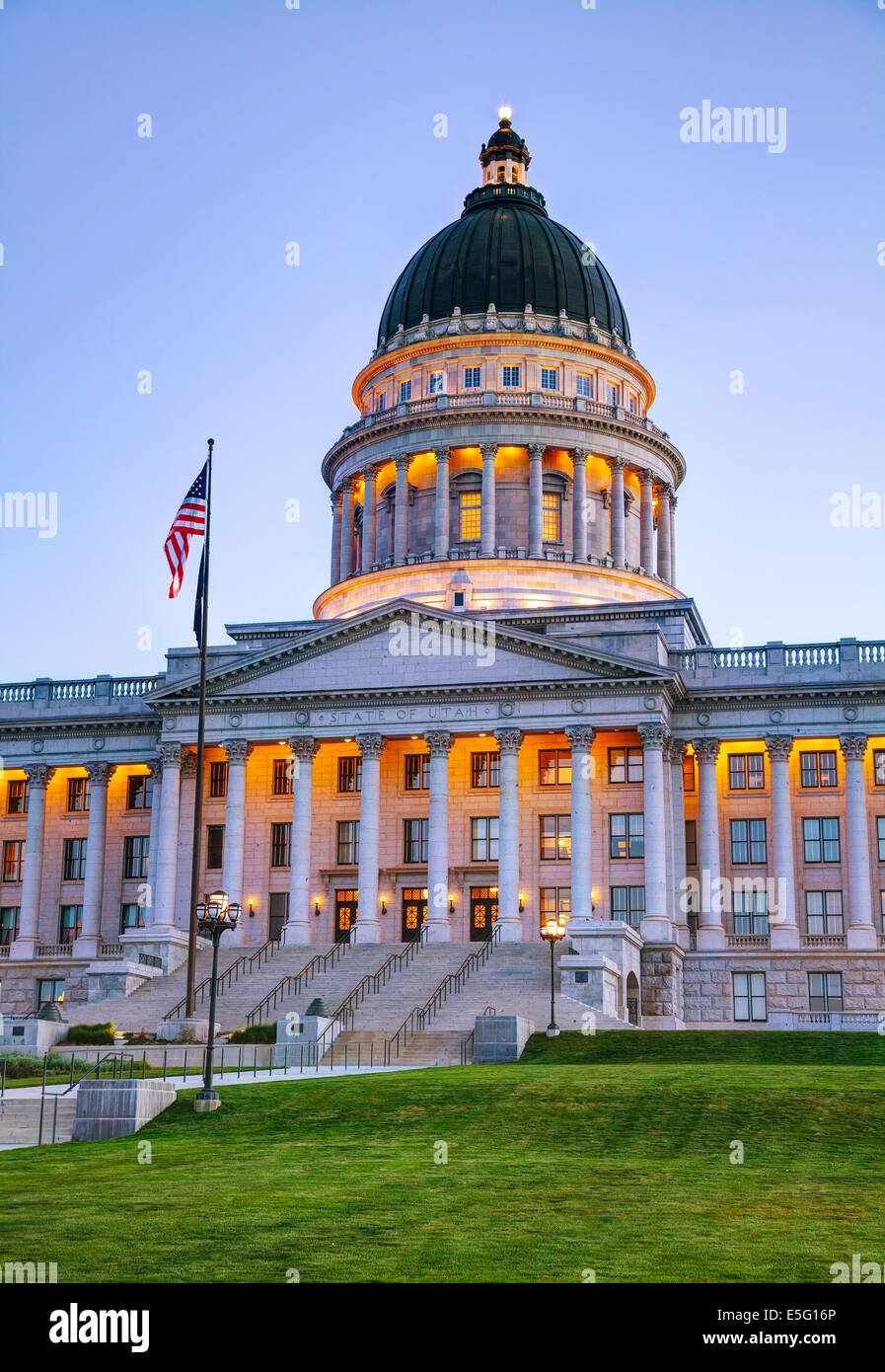 La Utah State Capitol Building a Salt Lake City nella notte Foto Stock