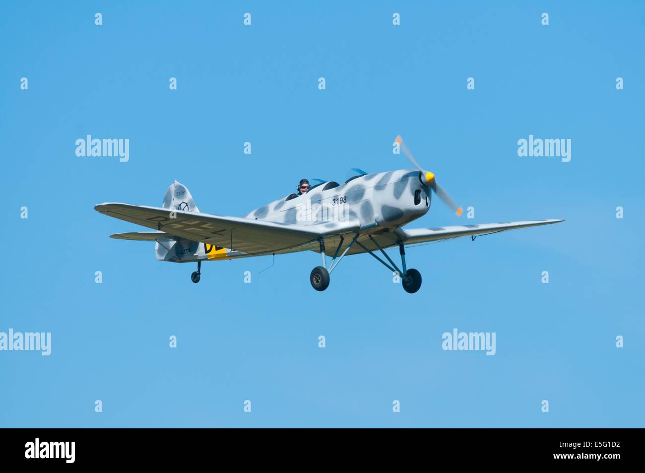 Il vecchio tedesco piano di formazione Klemm KL-35D battenti in Francia Foto Stock
