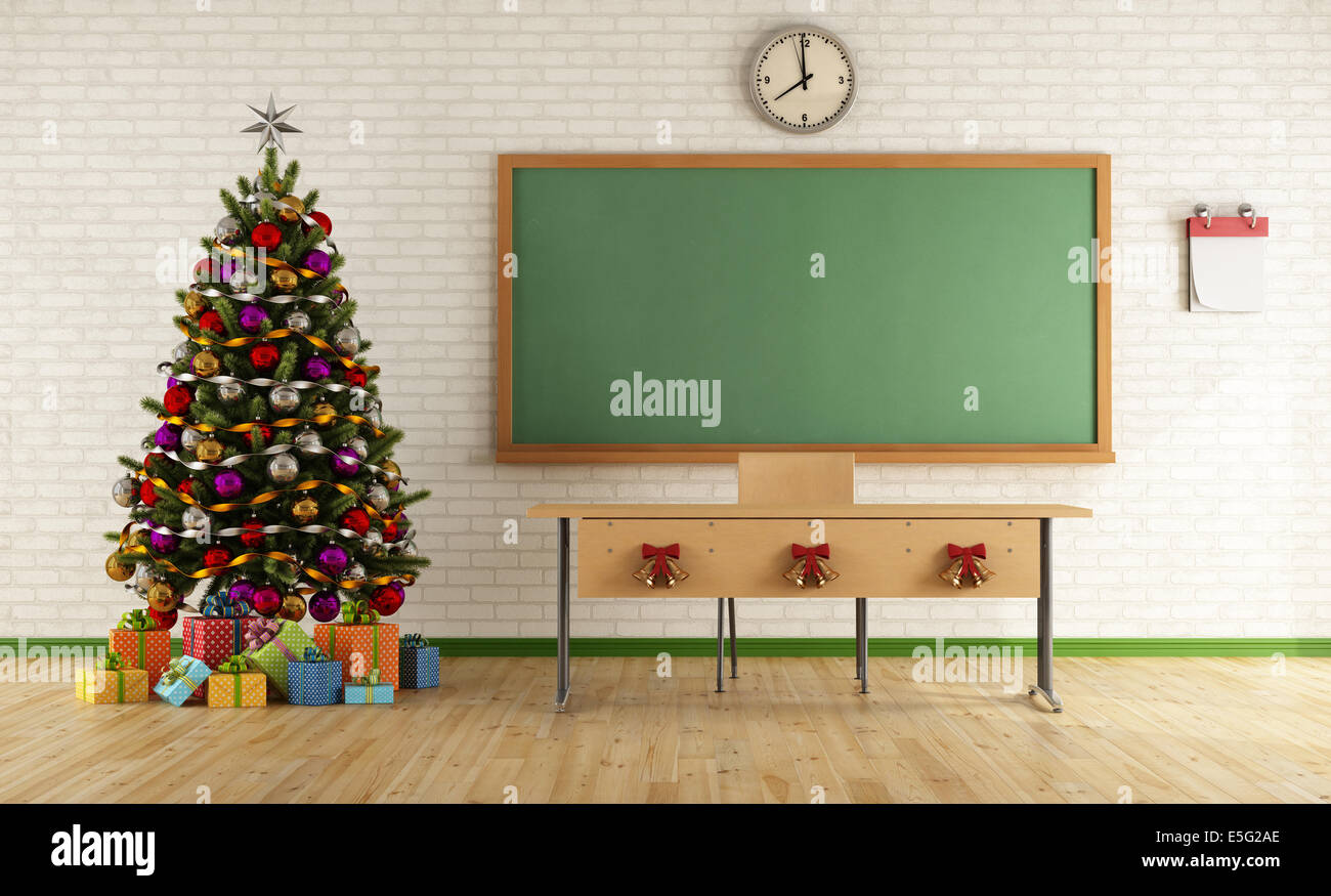 Classe senza studente con albero di Natale e decorazioni - il rendering Foto Stock