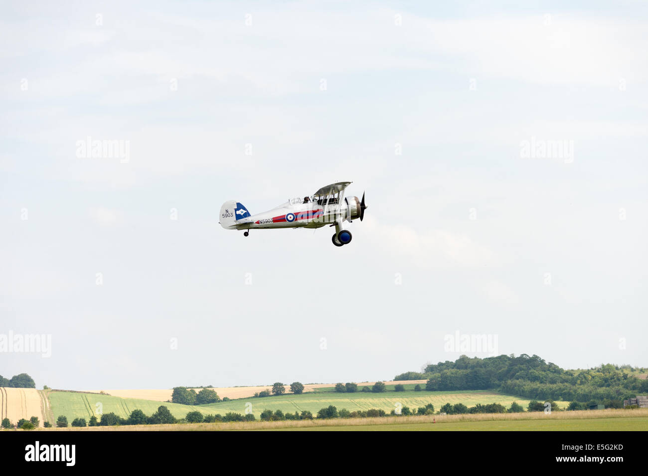 Gloster Gladiator Mk II in decollo a Duxford Foto Stock