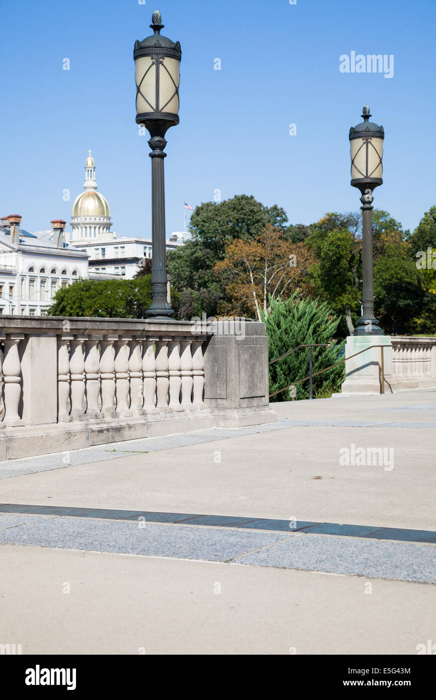 Cupola di New Jersey Statehouse visto da Trenton Memoriale di guerra. Foto Stock