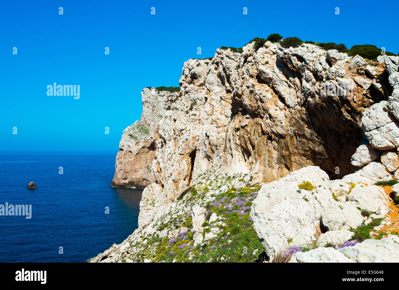 Capo Caccia scogliere vicino ad Alghero, Sardegna, Italia Foto Stock