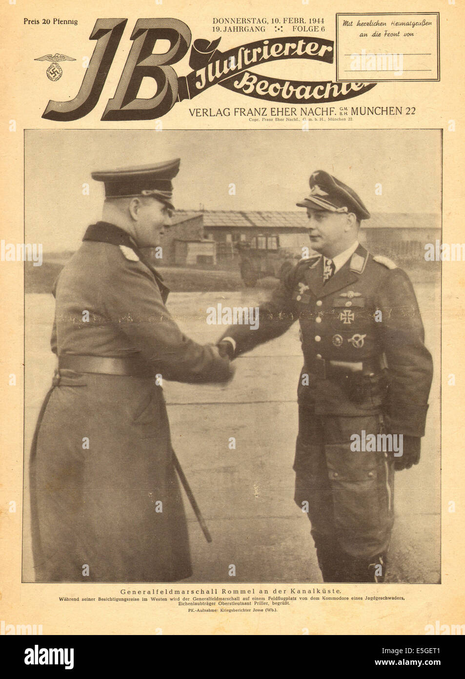 1944 Illustrierte Beobachter pagina anteriore che mostra Maresciallo di Campo Rommel saluto Luftwaffe Cavalieri Croce titolare Lt. Il colonnello Josef Priller Foto Stock