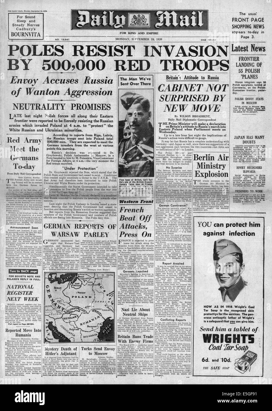 1939 Daily Mail (seconda edizione) pagina anteriore segnalato il volo del governo polacco di avanzare russo e tedesco eserciti Foto Stock