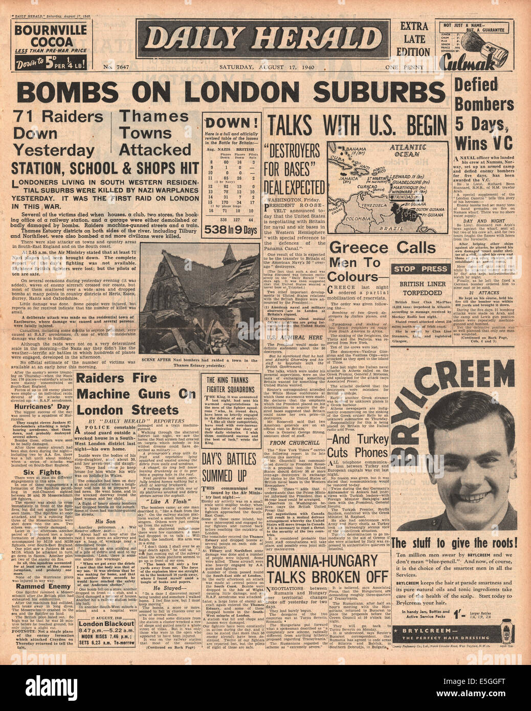 1940 Daily Herald pagina anteriore reporting Luftwaffe di bombardare i sobborghi di Londra Foto Stock