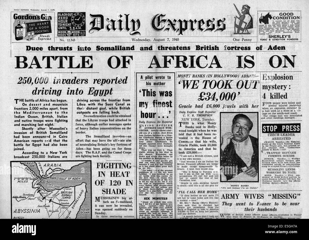 1940 Daily Express front page reporting le truppe italiane invadono il Somaliland britannico e in Egitto Foto Stock 1940 Daily Express front page reporting le truppe italiane invadono il Somaliland britannico e in Egitto Foto Stock