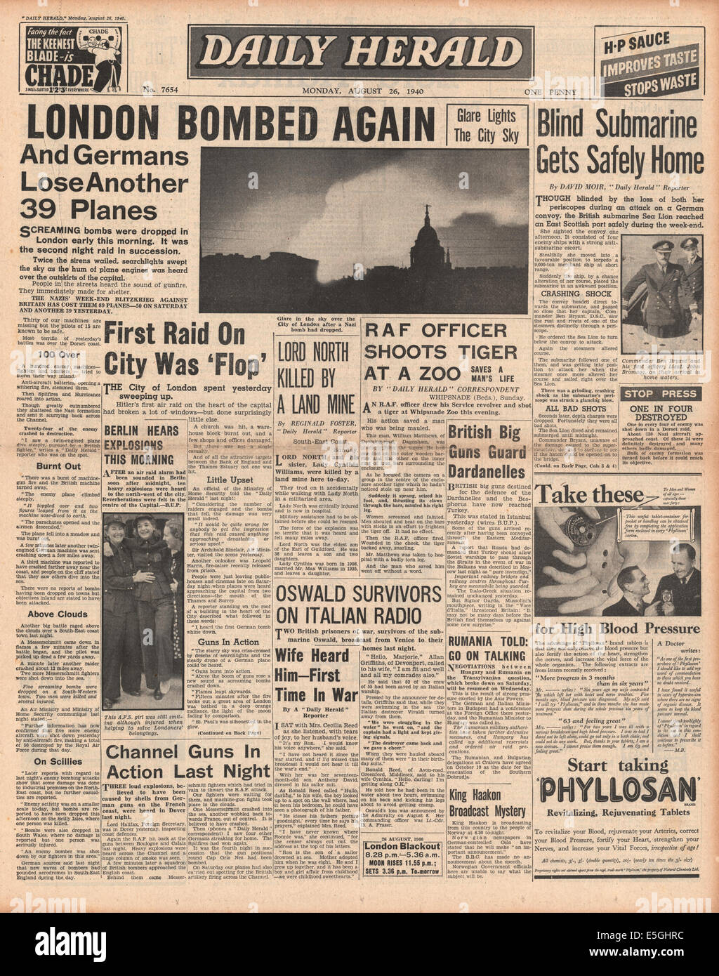 1940 Daily Herald pagina anteriore reporting Luftwaffe bombardamento su Londra Foto Stock