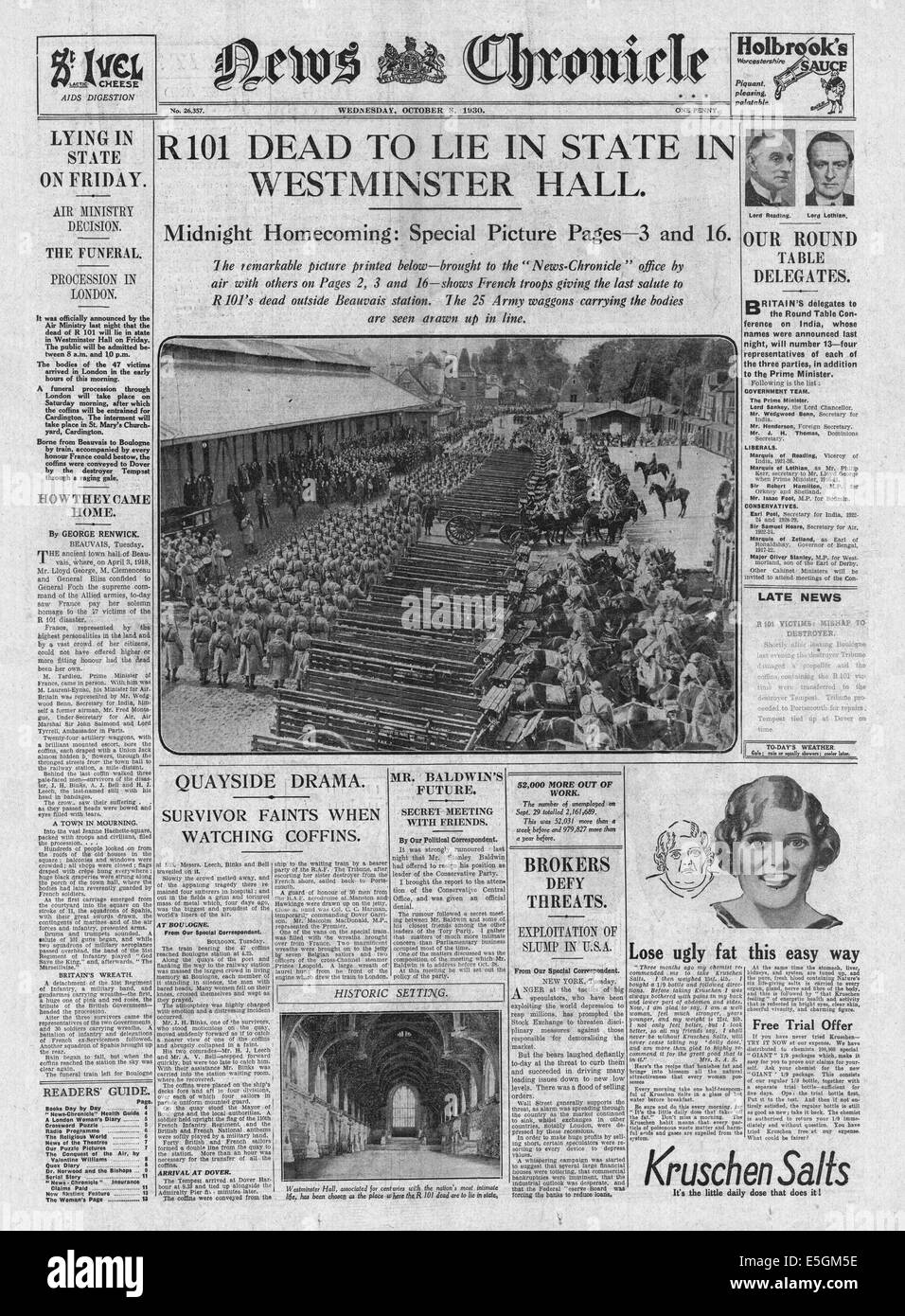 1930 News cronaca front page la segnalazione R101 dirigibile vittime di porre in stato a Westminster Foto Stock