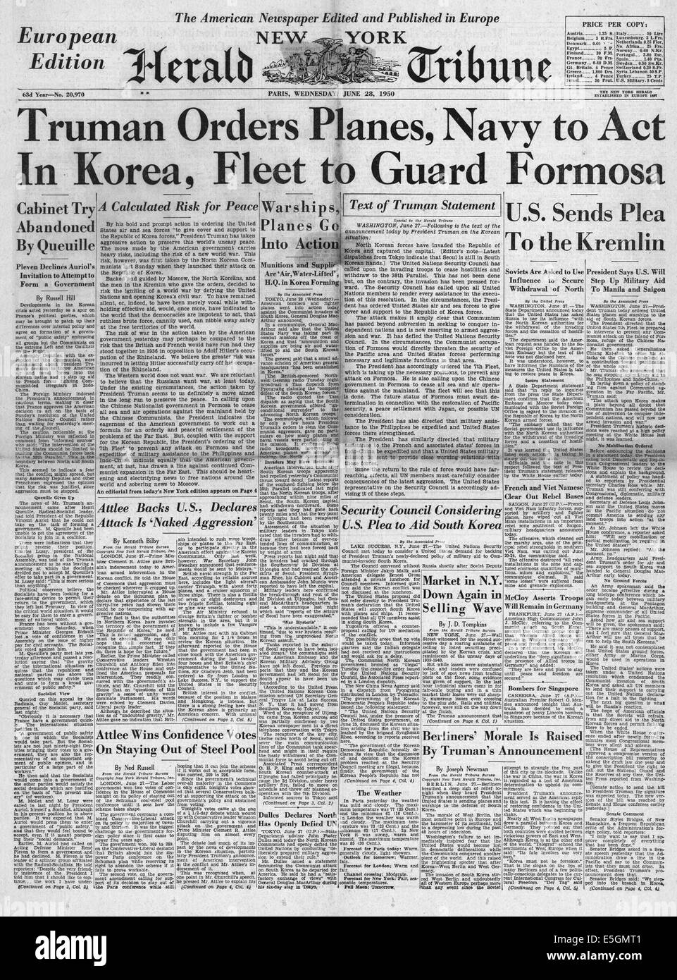 1950 New York Herald Tribune pagina anteriore segnalato lo scoppio della Guerra di Corea con U.S. Il Presidente Truman ordinazione delle forze americane in Corea Foto Stock