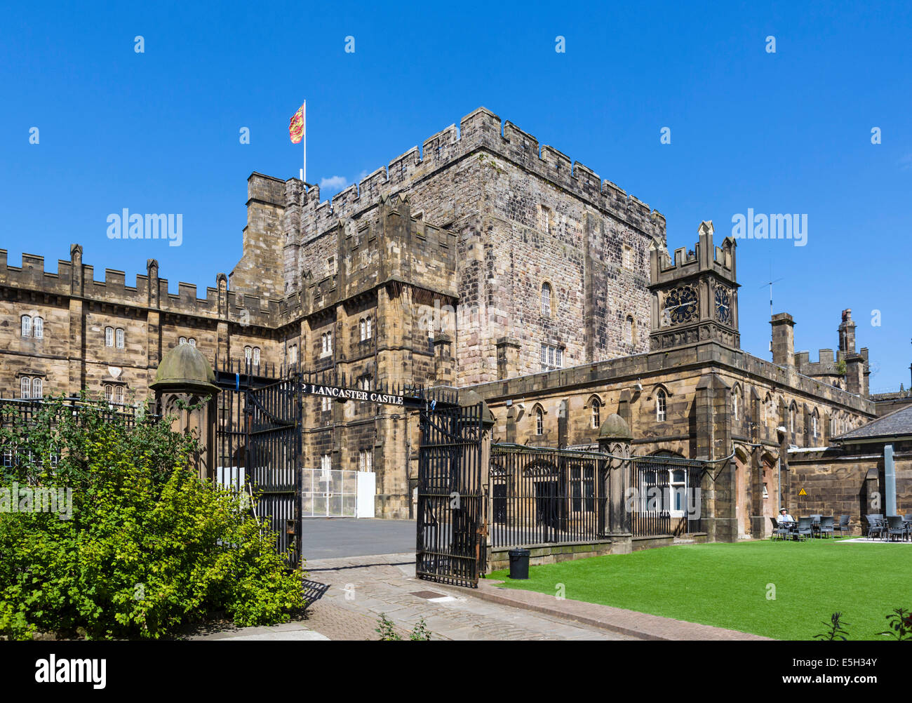 Cortile del Castello di Lancaster, una categoria C prigione fino al 2011, Lancaster, Lancashire, Regno Unito Foto Stock