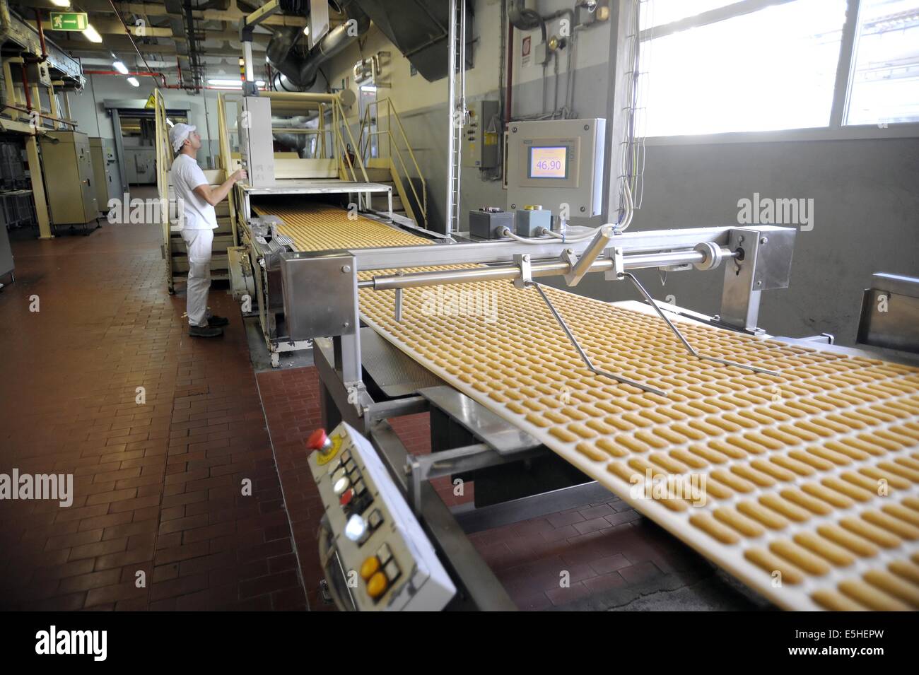 Novara (Italia), Pavesi impianto (Gruppo Barilla), la linea di produzione di biscotti Foto Stock