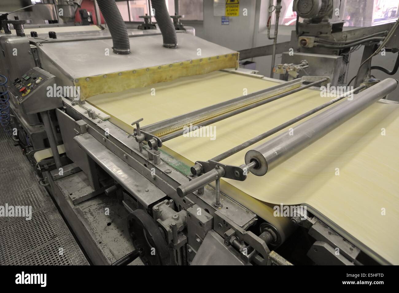 Novara (Italia), Pavesi impianto (Gruppo Barilla), la linea di produzione di cracker Foto Stock