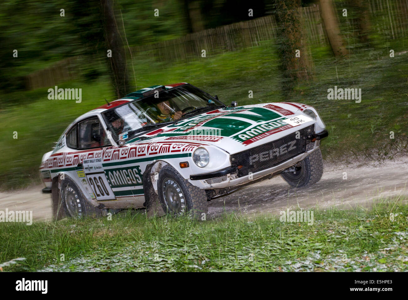 Steve Perez nel suo storico rally Safari 1974 Datsun 260Z al 2014 Goodwood Festival of Speed, Sussex, England, Regno Unito Foto Stock