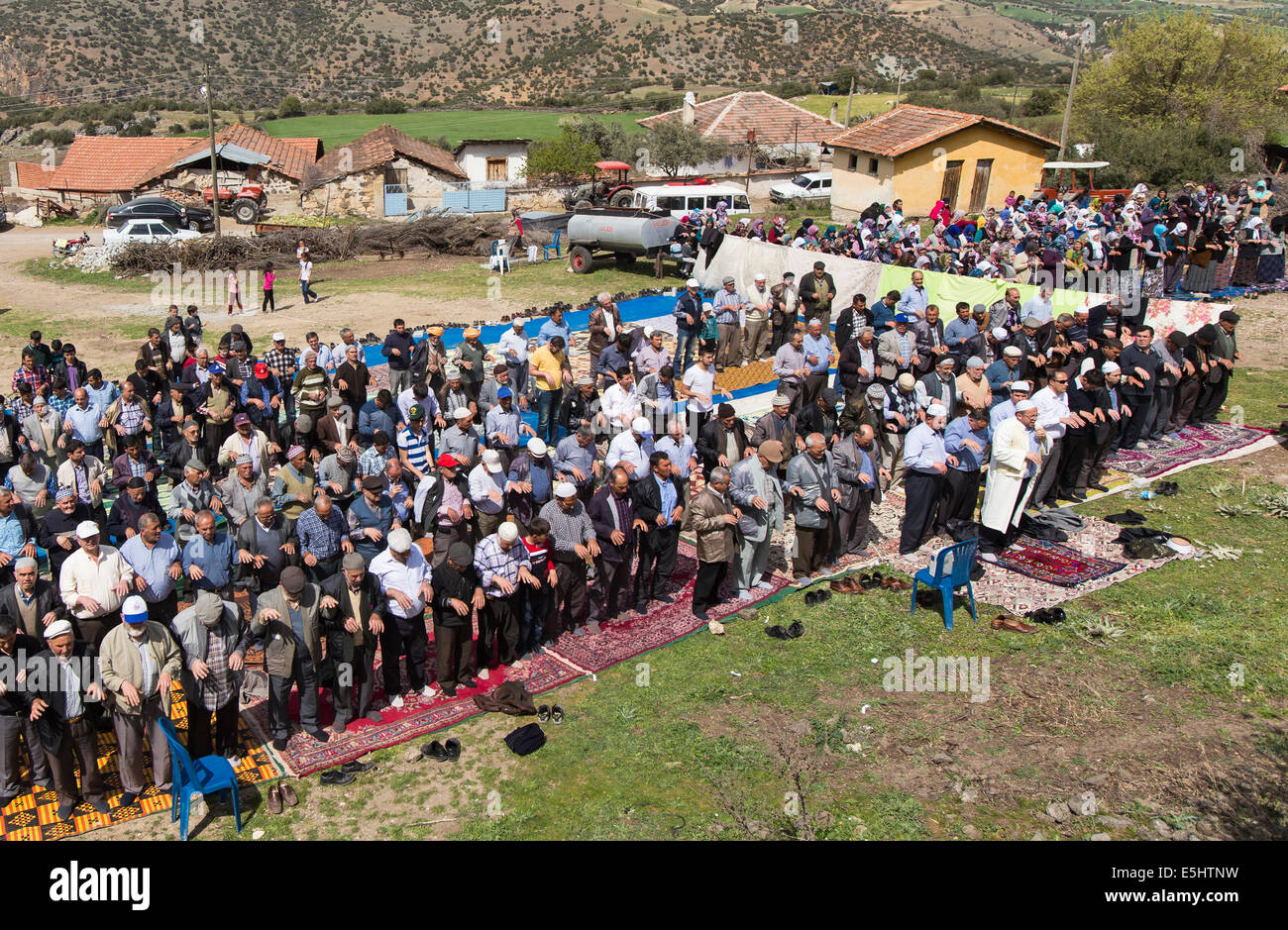 Pioggia di pregare in Kula Manisa Turchia Foto Stock