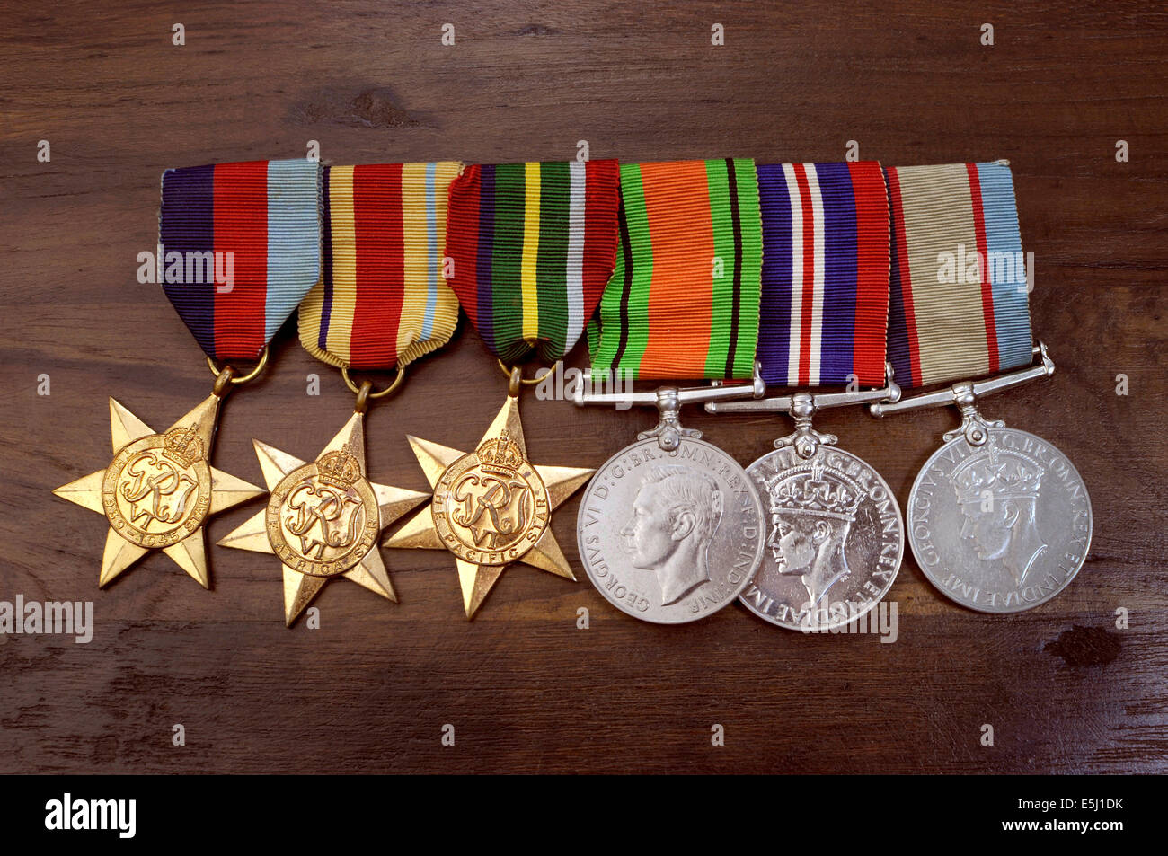 Originale Esercito Australiano campagne della Seconda Guerra Mondiale medaglie fra il 1939 - 1945 Star, l'una Foto Stock