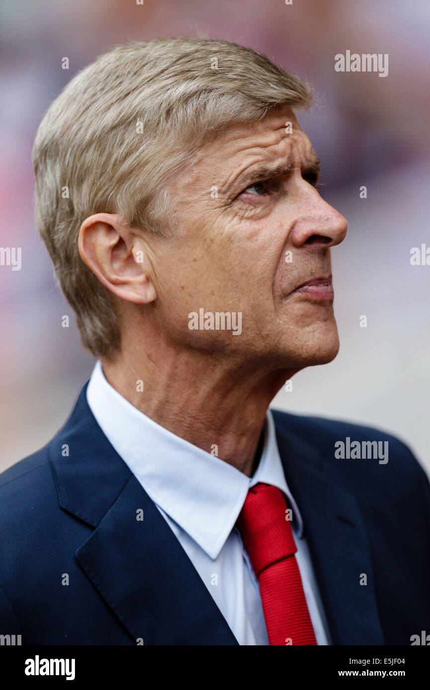 Londra, Regno Unito. 02Aug, 2014. Emirates Cup. Arsenal contro il Benfica. Arsenal Manager Arsene Wenger Credito: Azione Sport Plus/Alamy Live News Foto Stock