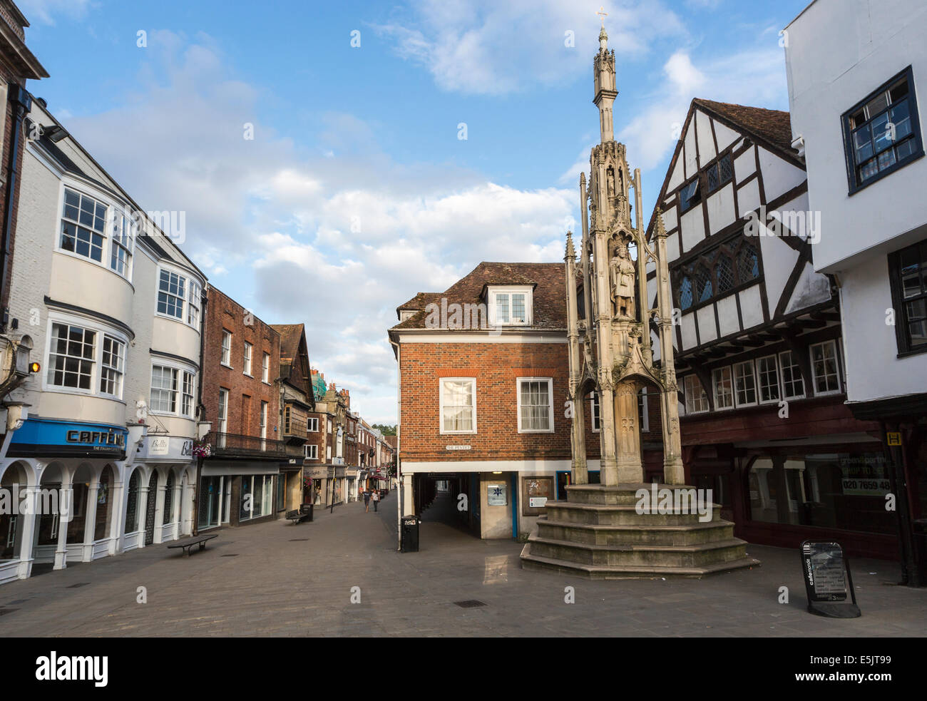 La Buttercross, Il Pentice, Winchester city centre, un mercato medievale cross associato con la città di mercato Foto Stock