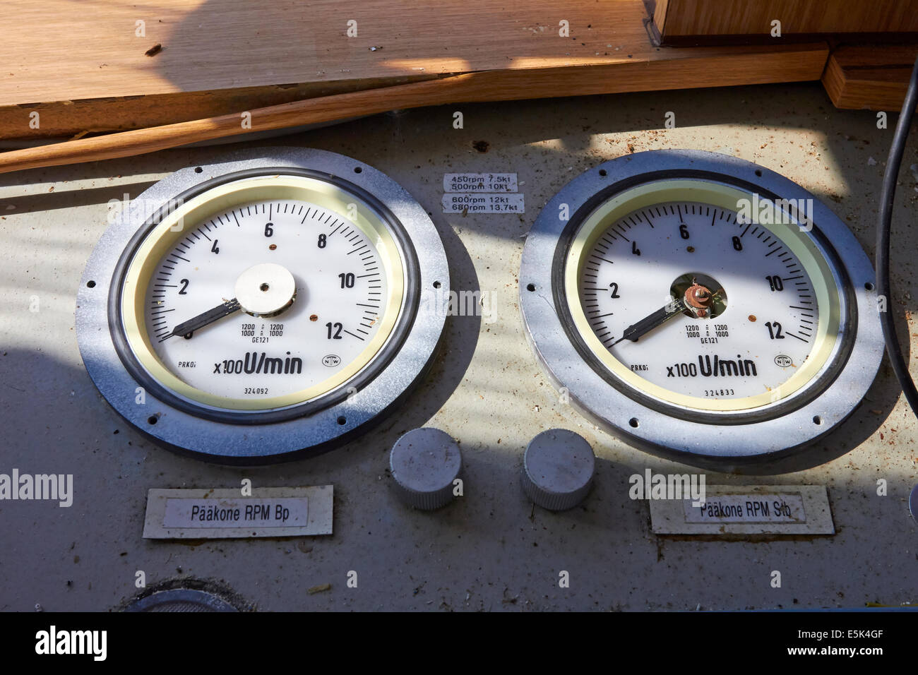 Abbandonata la nave di crociera ponte dettaglio Foto Stock