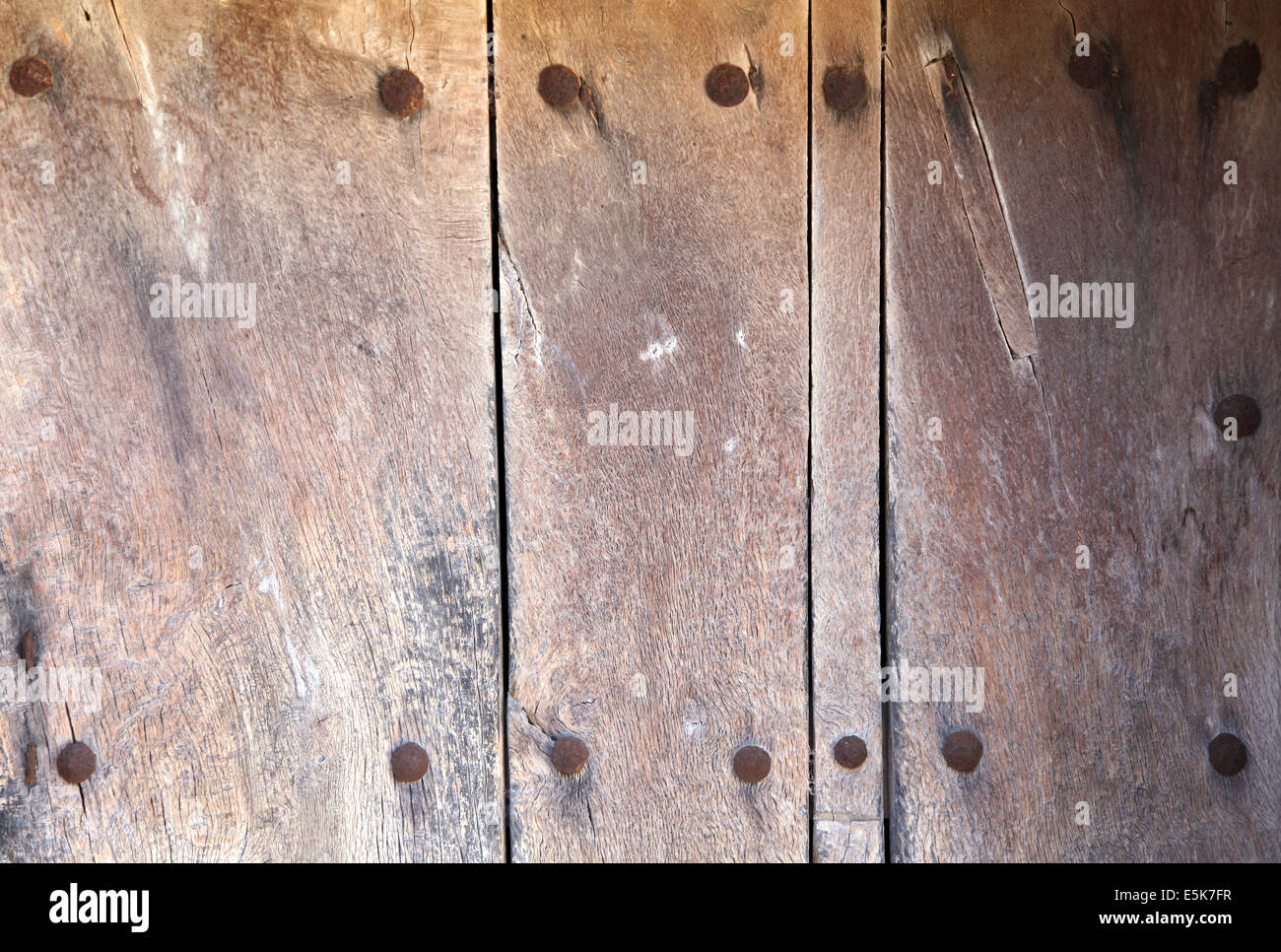 Alta qualità weathered colorati parete in legno sfondo naturale in marrone sfumato di vernice con pattern di età grunge look Foto Stock