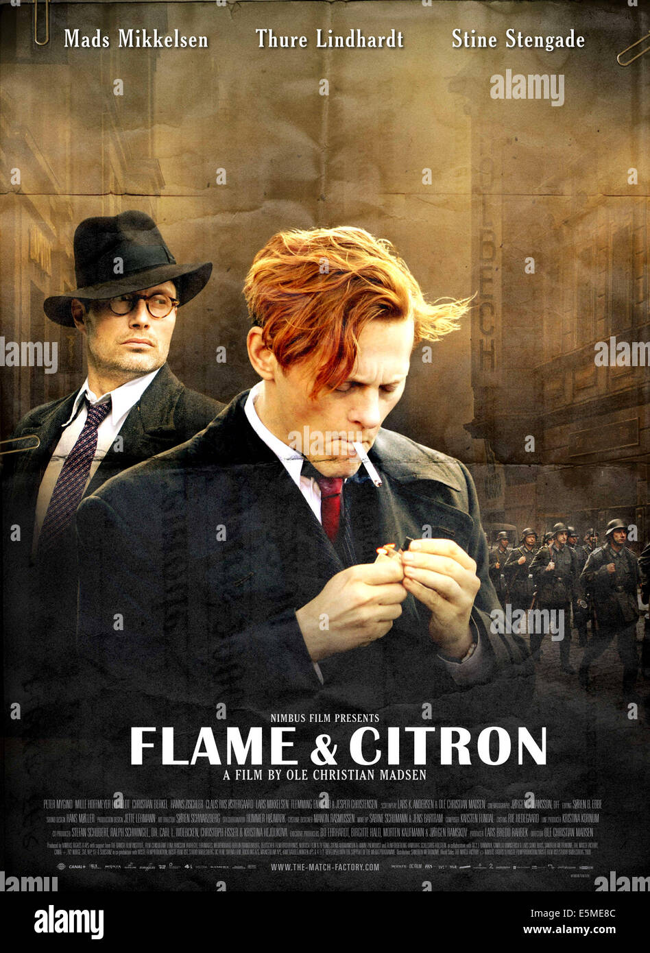 FLAME & CITRON, (aka FLAMMEN & CITRONEN, aka la fiamma e il limone), da sinistra: Mads Mikkelsen, Thure Lindhardt, 2008. Foto Stock