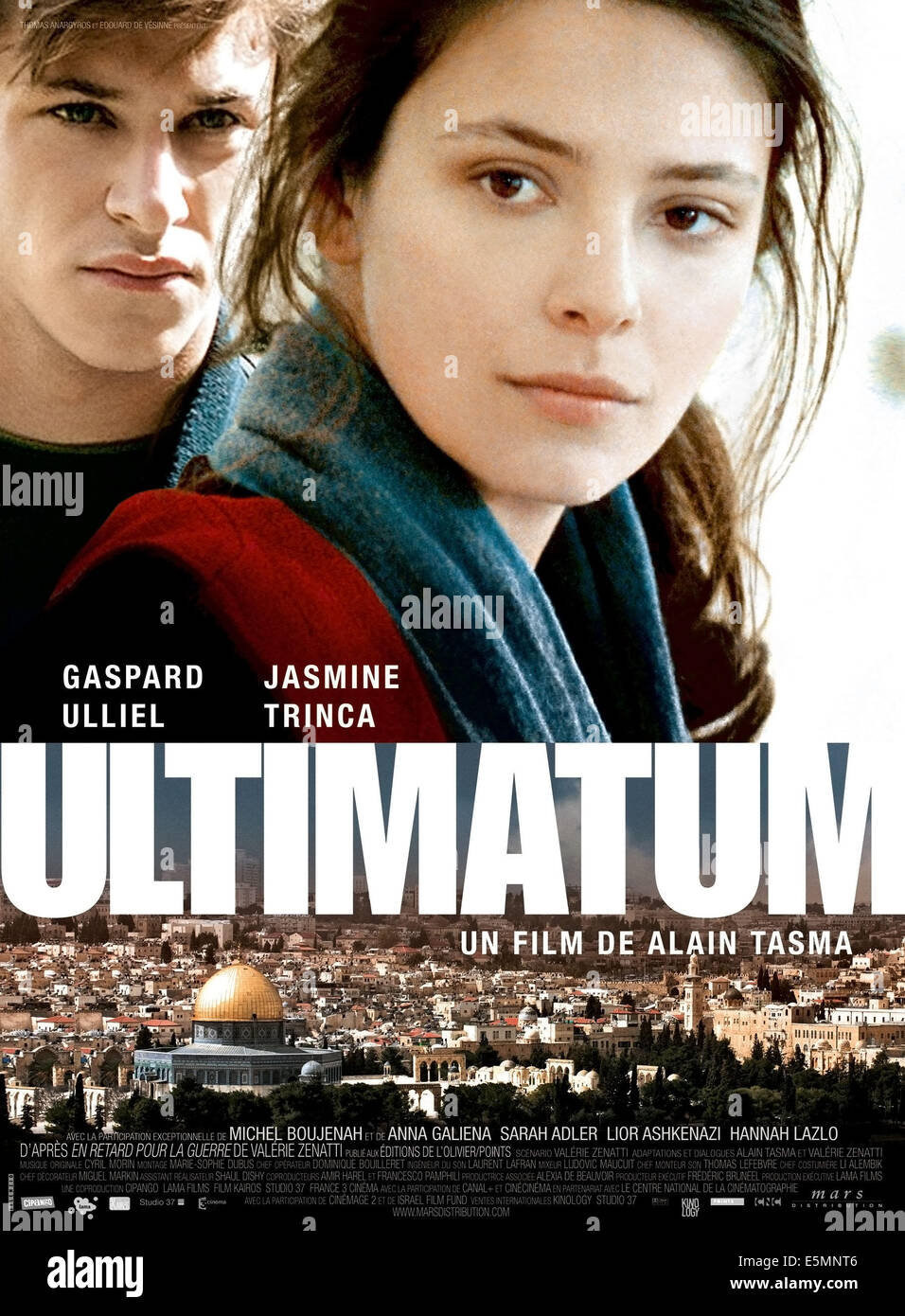 ULTIMATUM, manifesto francese arte, da sinistra: Gaspard Ulliel, Jasmine Trinca, 2009. ©Marte Distribuzione/cortesia Everett Collection Foto Stock