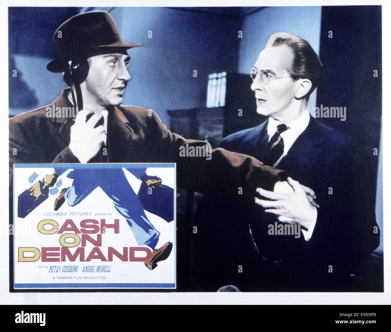 CASH ON DEMAND, André Morell, Peter Cushing, 1961 Foto Stock