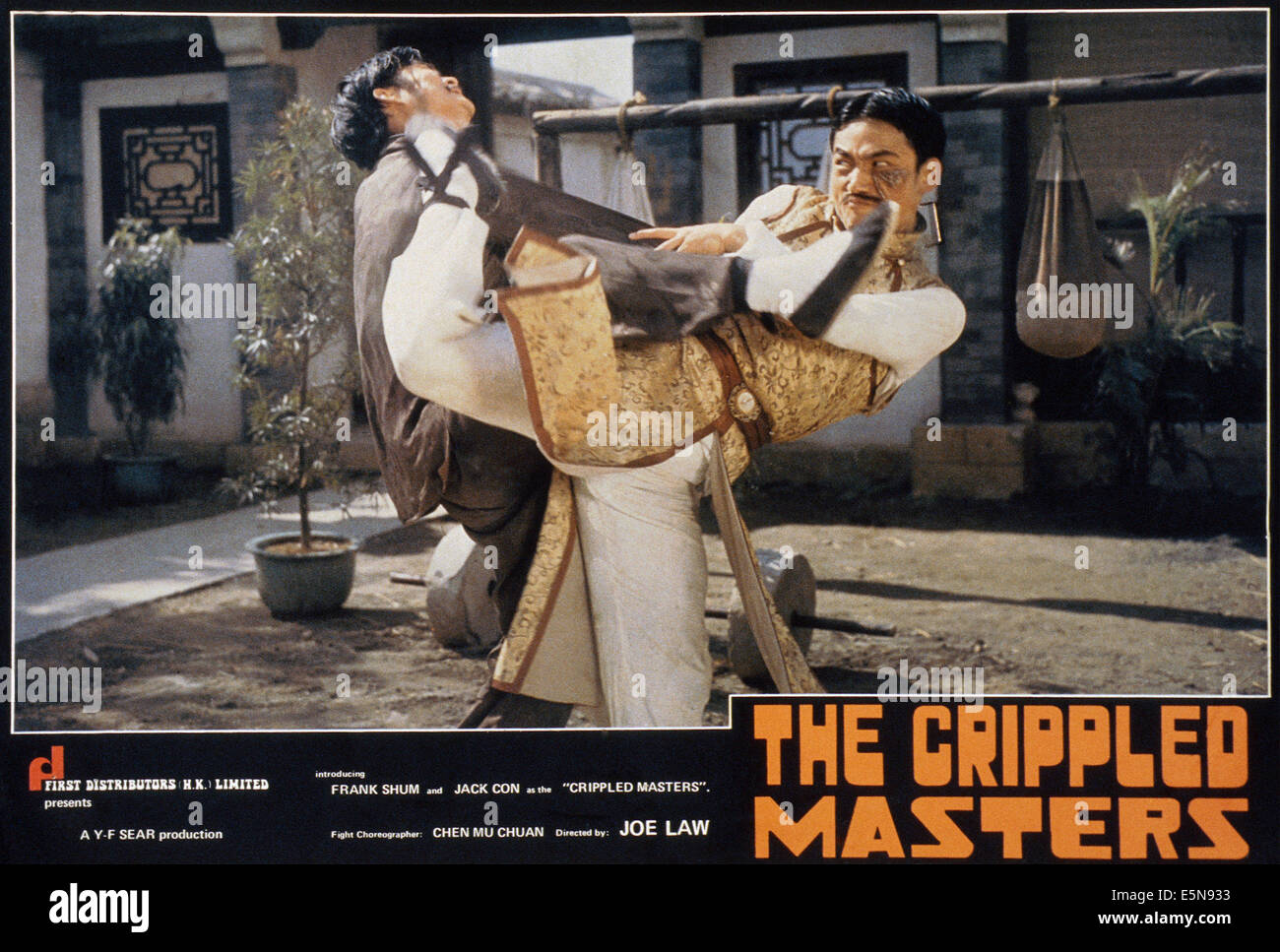 Gli STORPI MASTERS, (aka combattendo la vita aka JI QIAO REN WU), 1981. © Kent film internazionali/cortesia Everett Collection Foto Stock