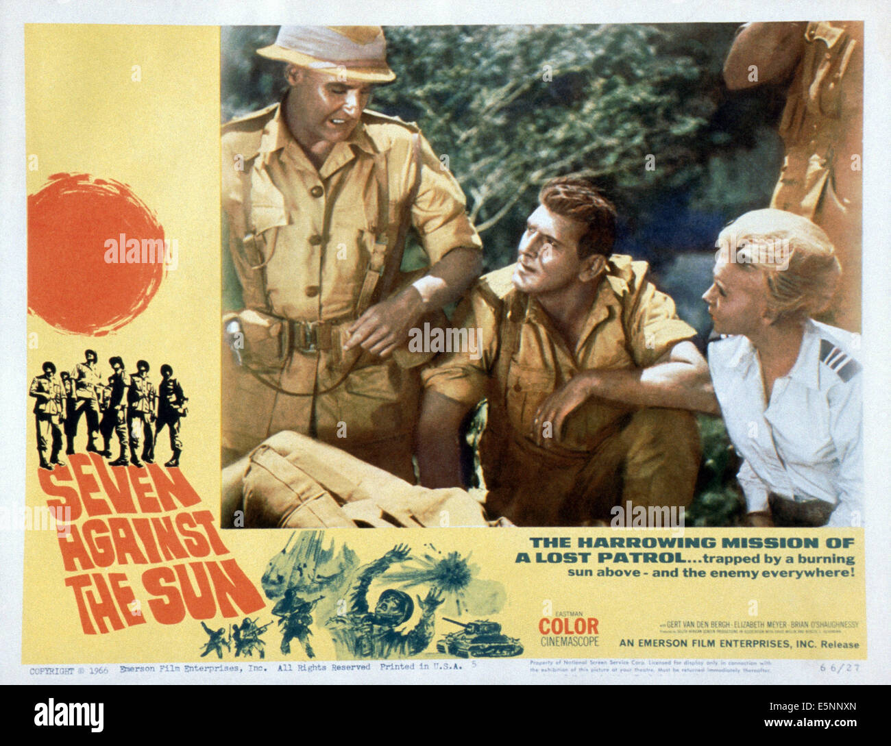 Sette contro il sole, noi lobbycard, John Hayter (sinistra), 1964 Foto Stock