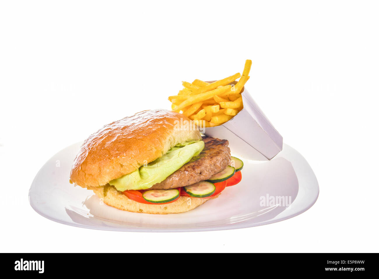 Hamburger Con Patatine Fritte Su Piastra Nera Con Salsa Sul Lato